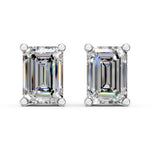 Load image into Gallery viewer, Isira Emerald Solitaire Diamond stud Earring