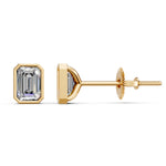 Load image into Gallery viewer, Giana Emerald Solitaire Diamond Bezal stud Earring