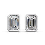 Load image into Gallery viewer, Geira Emerald Solitaire Diamond Bezal stud Earring