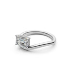 Load image into Gallery viewer, Aavya Emerald Solitaire Diamond Womens Ring