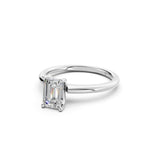 Load image into Gallery viewer, Malya Emerald Solitaire Diamond Womens Ring