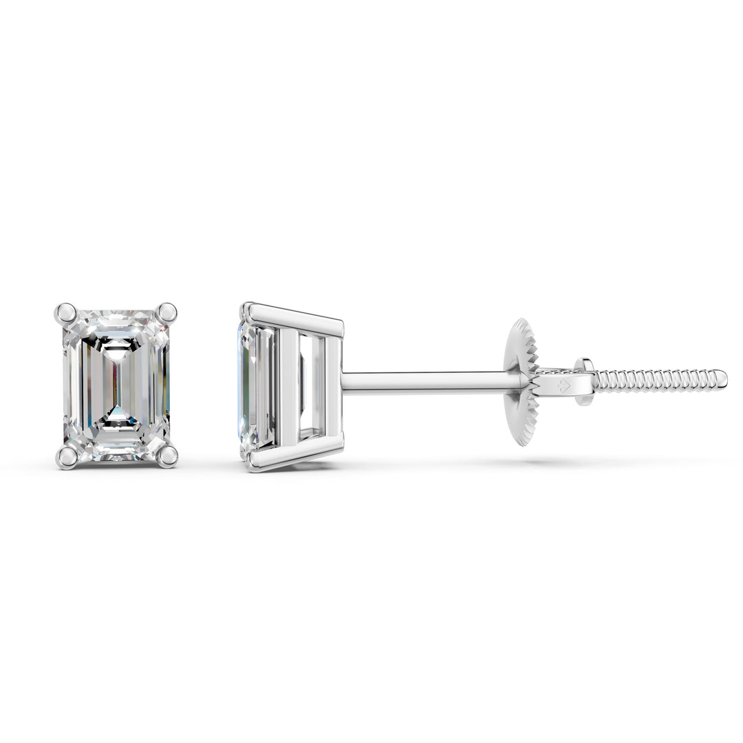Jaara Emerald Solitaire Diamond stud Earring