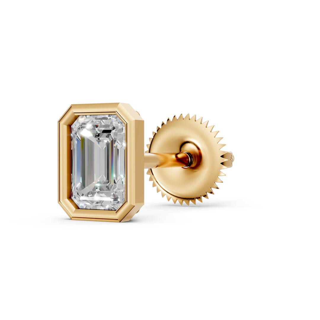 Givra Emerald Solitaire Diamond Bezal stud Earring