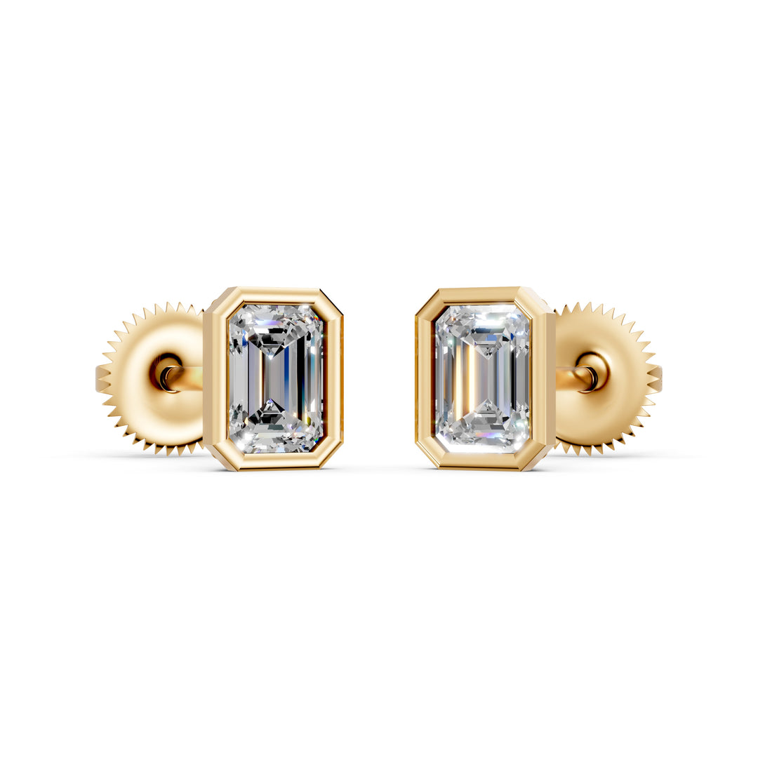 Givra Emerald Solitaire Diamond Bezal stud Earring