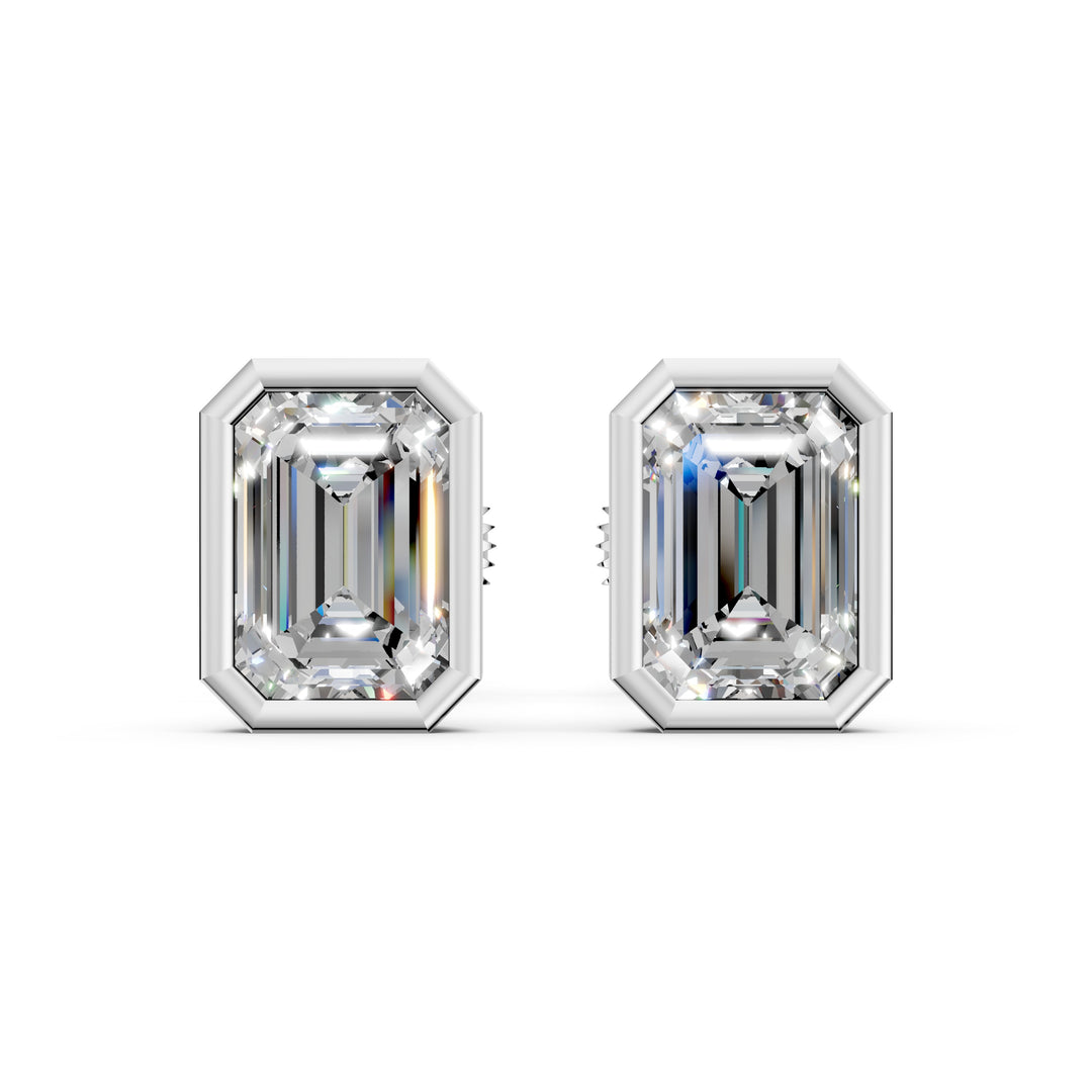 Gira Emerald Solitaire Diamond Bezal stud Earring