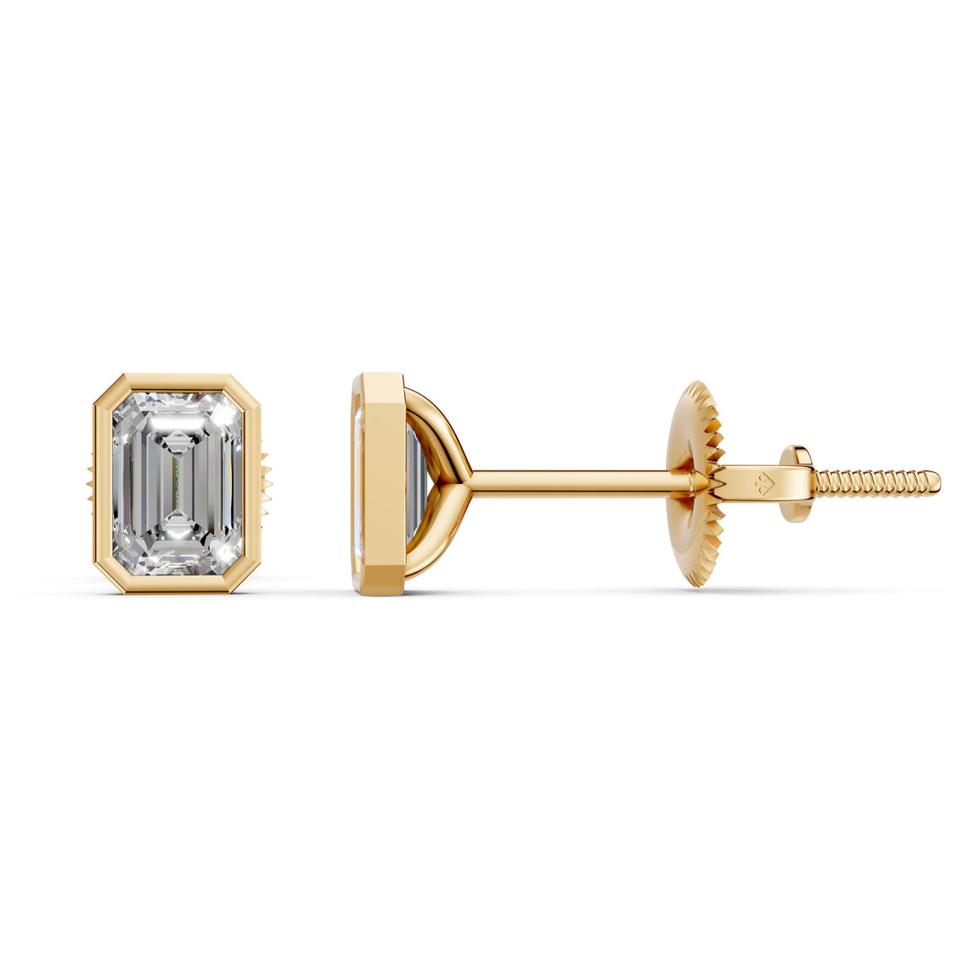 Gira Emerald Solitaire Diamond Bezal stud Earring