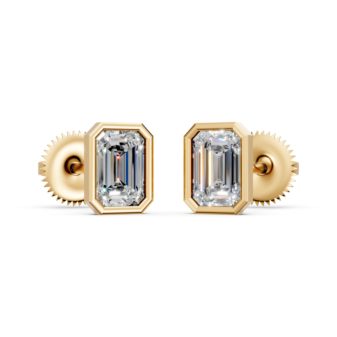 Gira Emerald Solitaire Diamond Bezal stud Earring