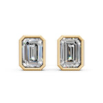 Load image into Gallery viewer, Giana Emerald Solitaire Diamond Bezal stud Earring
