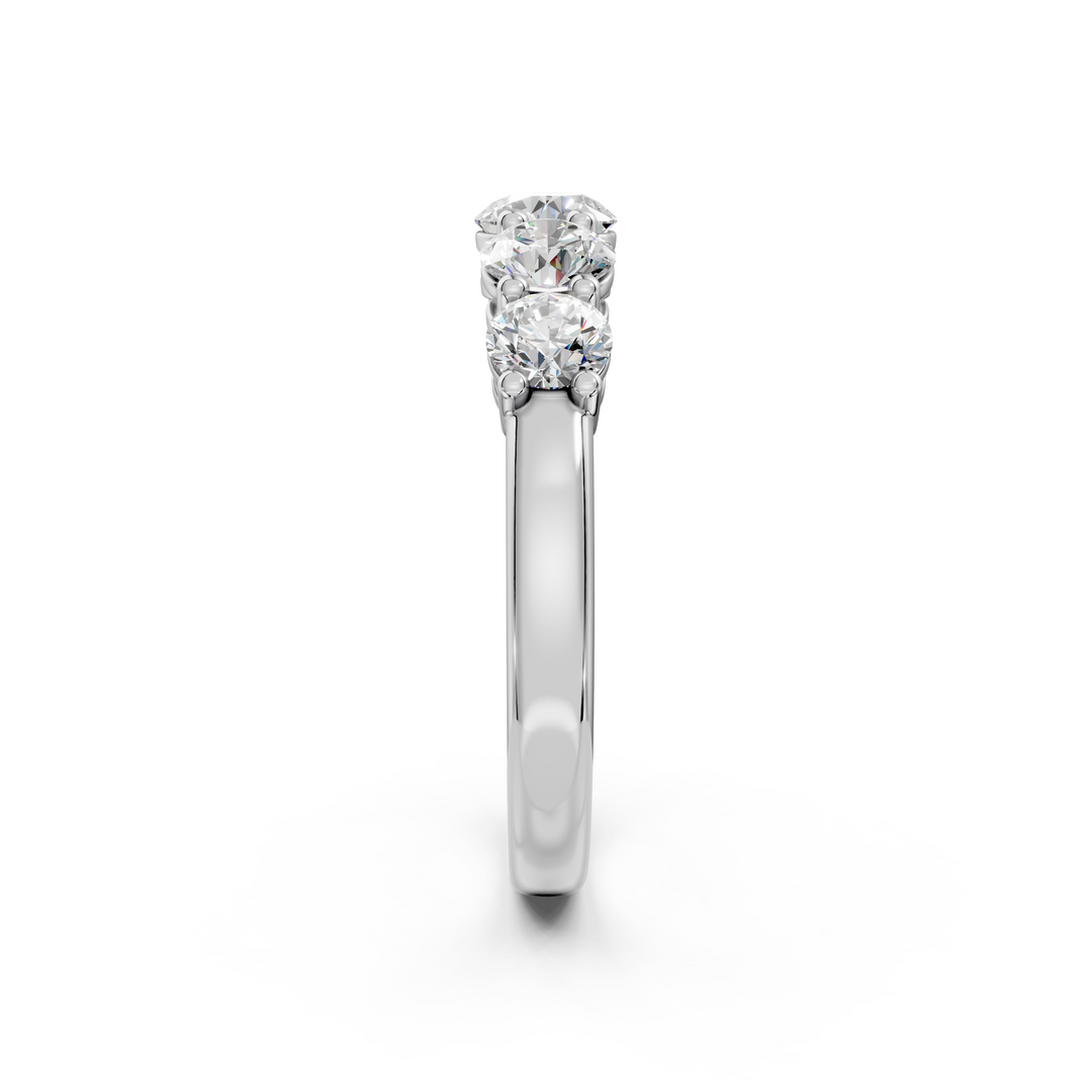 Yaavi Round Diamond 5 Stone Ladies Ring