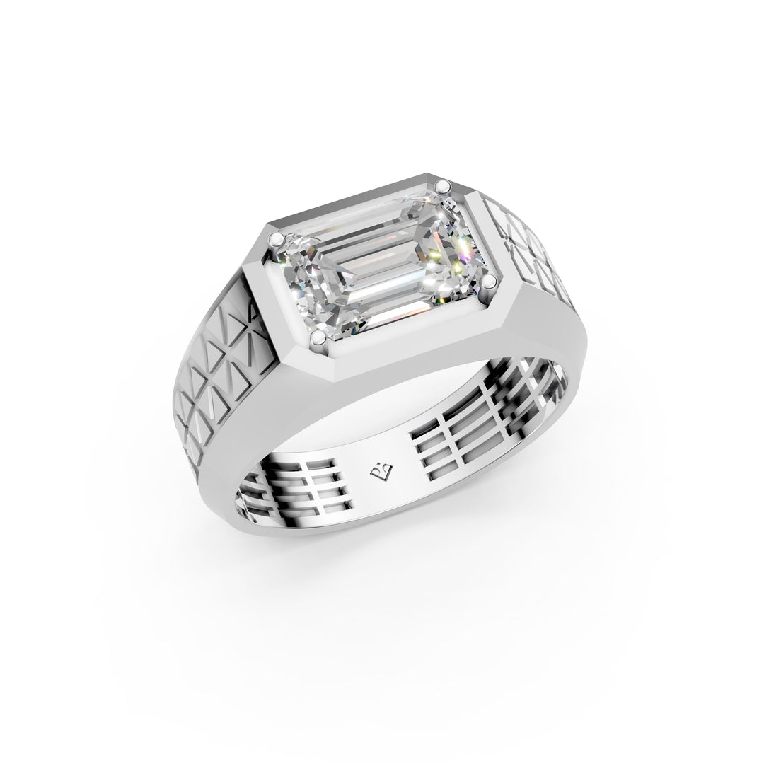 Parth Emerald Solitaire Gents Ring