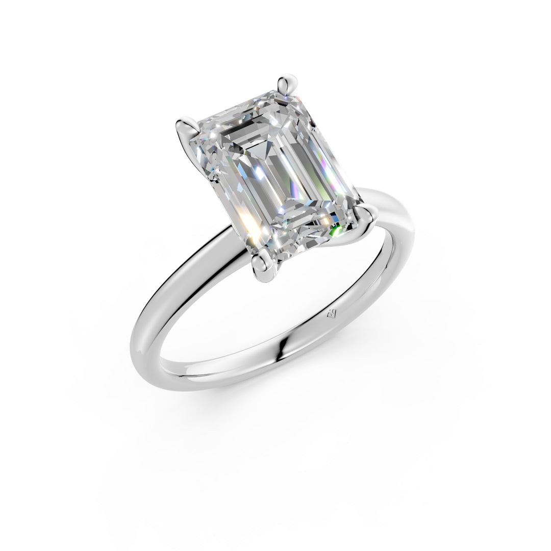 Maara Emerald Solitaire Diamond Womens Ring