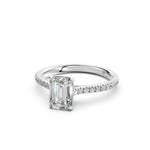 Load image into Gallery viewer, Advika Emerald Solitaire Diamond Womens Ring
