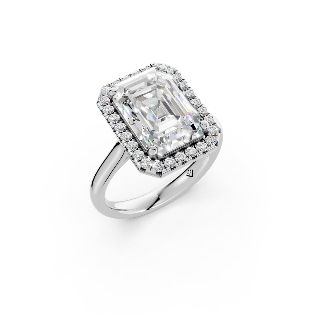Yarza Emerald Solitaire Diamond Womens Ring