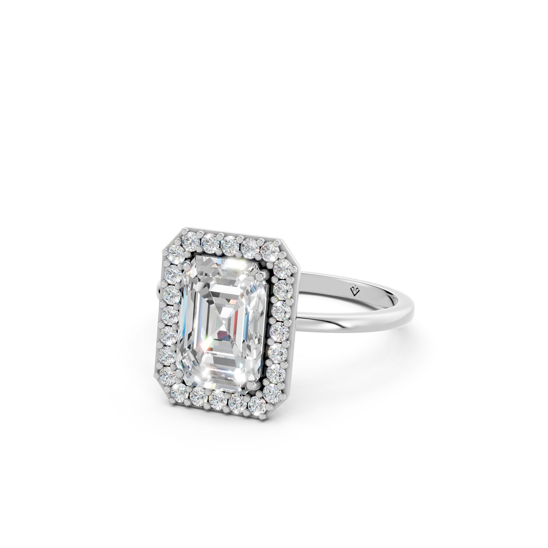 Rira Emerald Solitaire Diamond Womens Ring