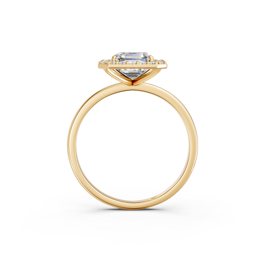 Rira Emerald Solitaire Diamond Womens Ring
