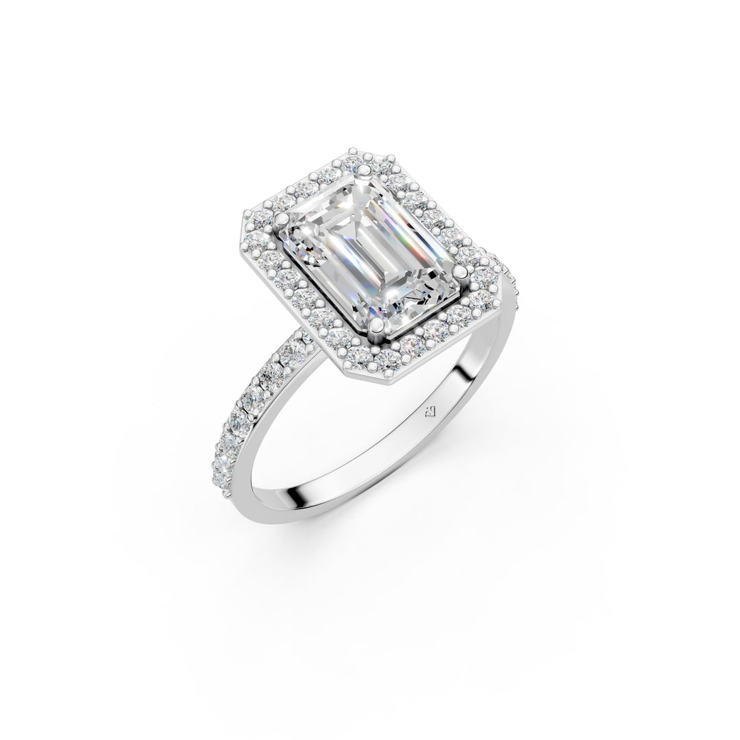 Peira Emerald Solitaire Diamond Womens Ring