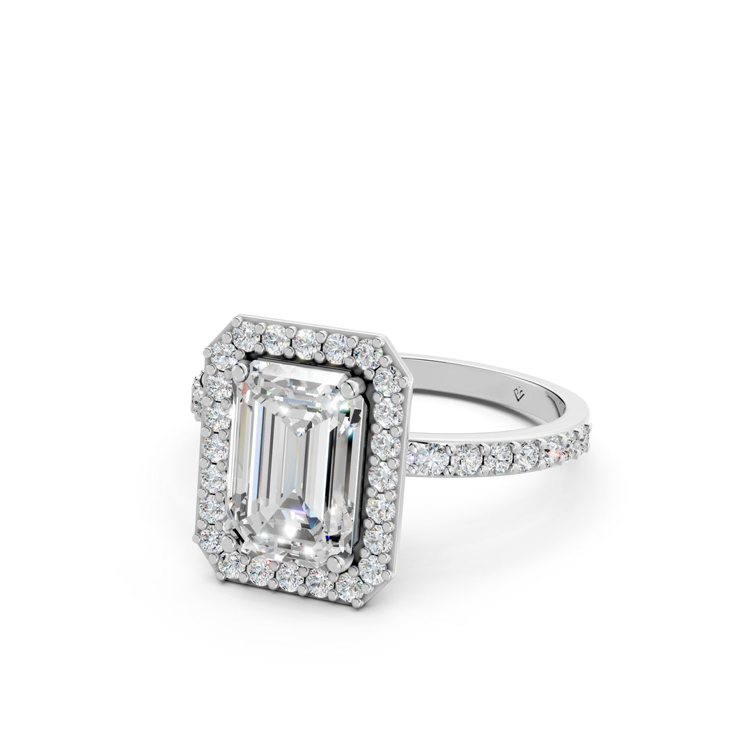 Peira Emerald Solitaire Diamond Womens Ring