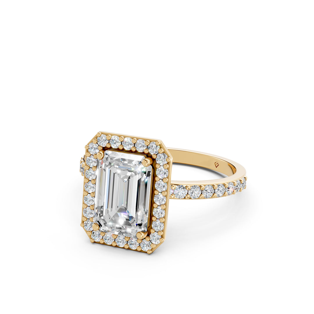 Peira Emerald Solitaire Diamond Womens Ring