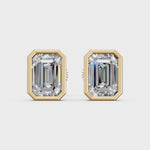 Load and play video in Gallery viewer, Gira Emerald Solitaire Diamond Bezal stud Earring
